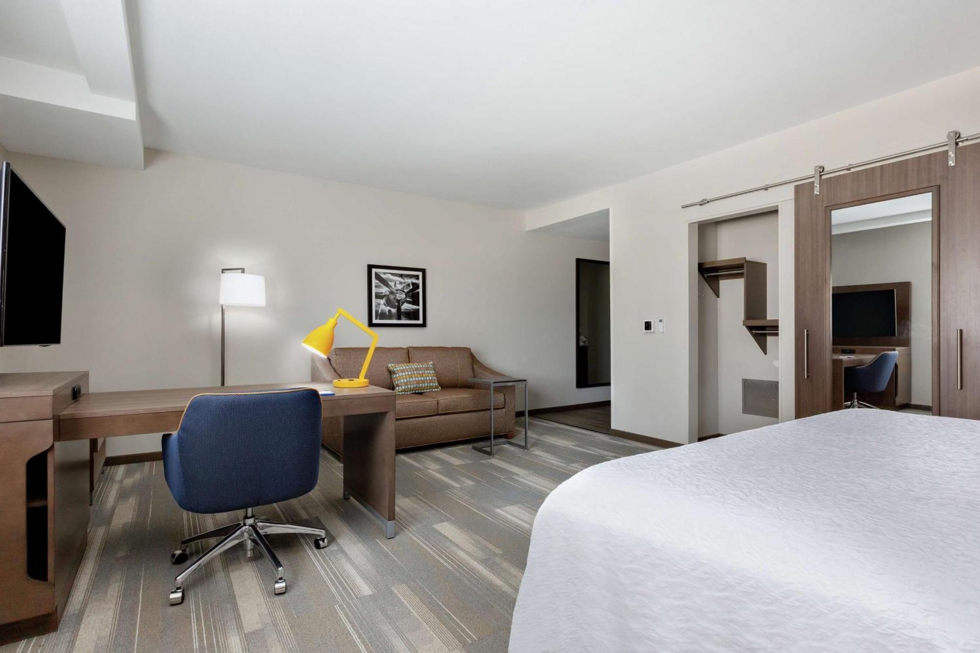Hampton Inn & Suites San Diego Airport Liberty Station Екстериор снимка