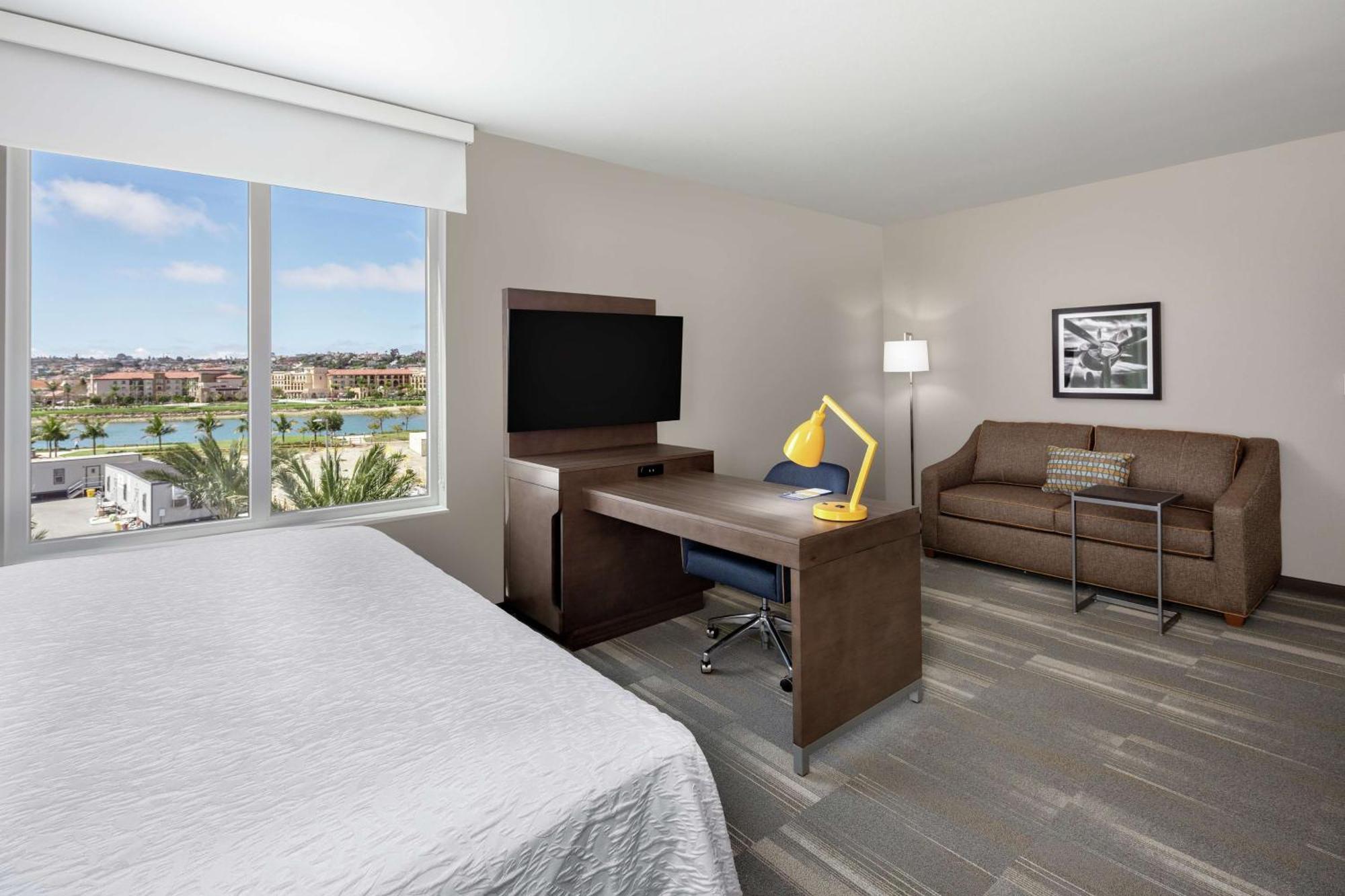 Hampton Inn & Suites San Diego Airport Liberty Station Екстериор снимка