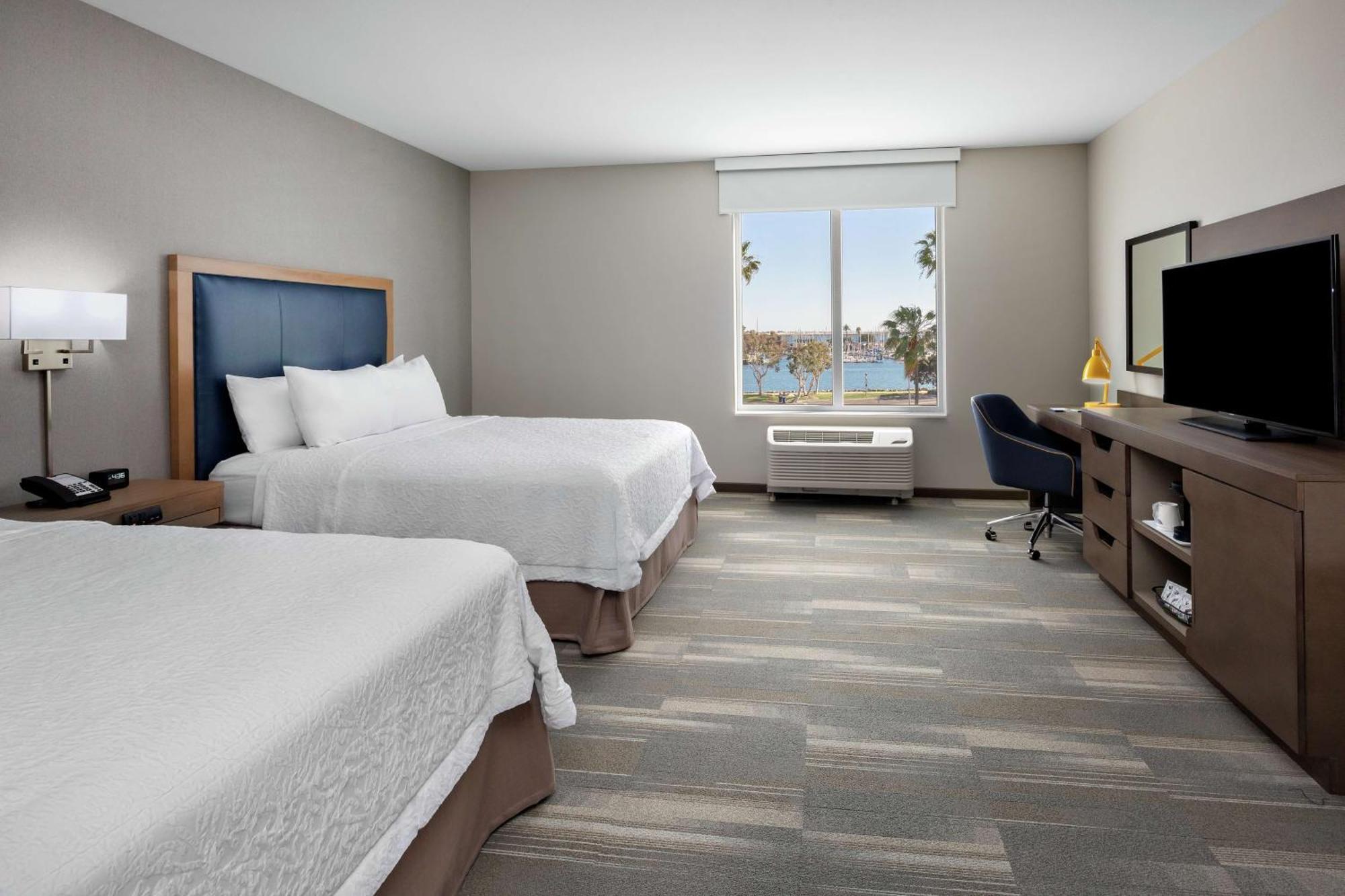 Hampton Inn & Suites San Diego Airport Liberty Station Екстериор снимка