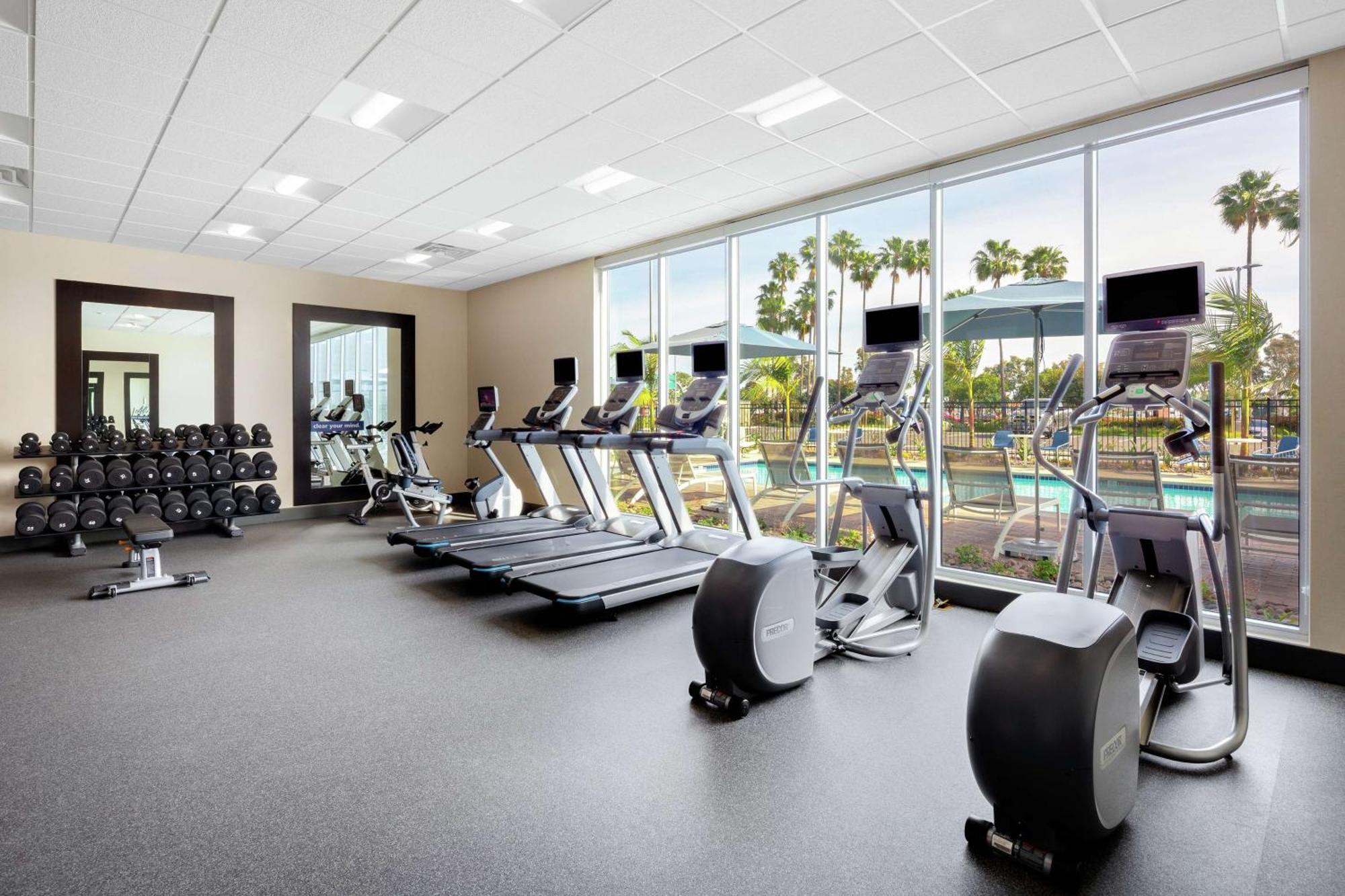 Hampton Inn & Suites San Diego Airport Liberty Station Екстериор снимка
