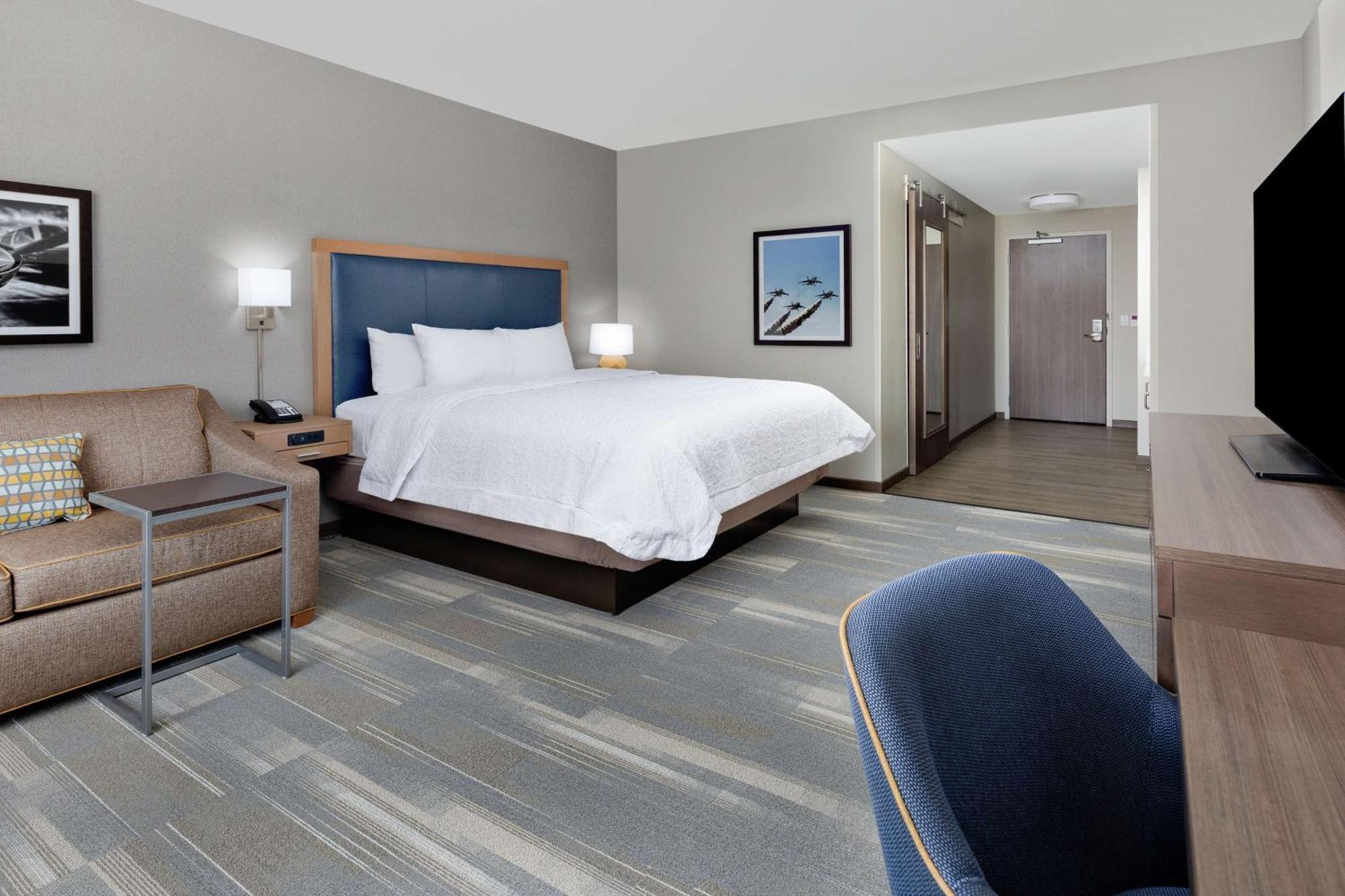 Hampton Inn & Suites San Diego Airport Liberty Station Екстериор снимка